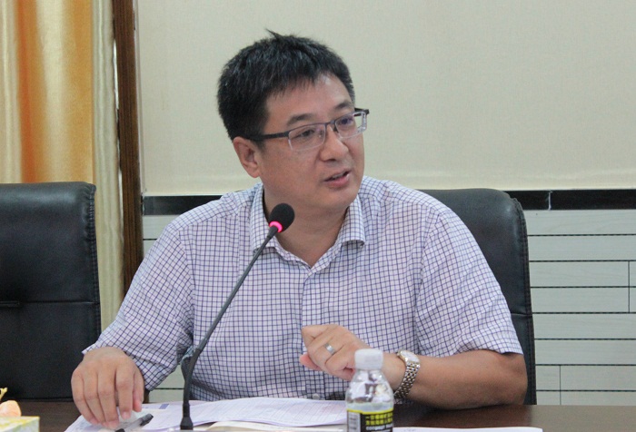 （王安興校長出席會議并講話 海職青年記者團許家波攝影）.JPG